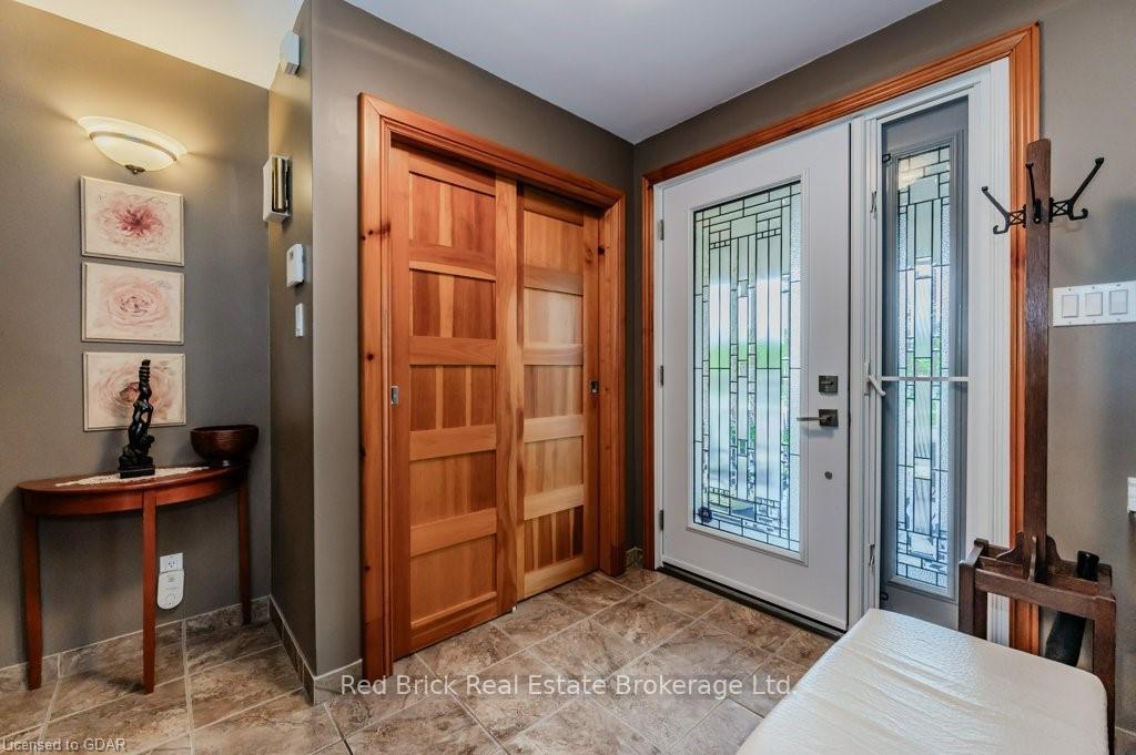 Photo 6 of 31 Kingston Crescent, Kitchener — HOMEH