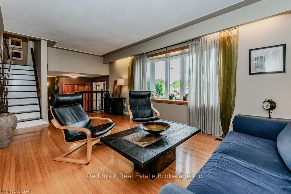 Photo 9 of 31 Kingston Crescent, Kitchener — HOMEH