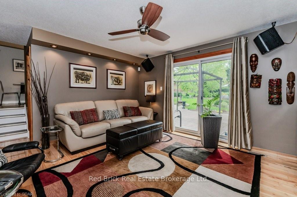 Photo 15 of 31 Kingston Crescent, Kitchener — HOMEH