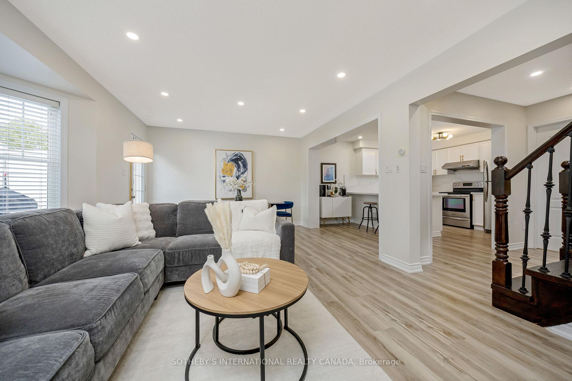 Photo 11 of 921 Burrows Gate, Milton, Coates — HOMEH