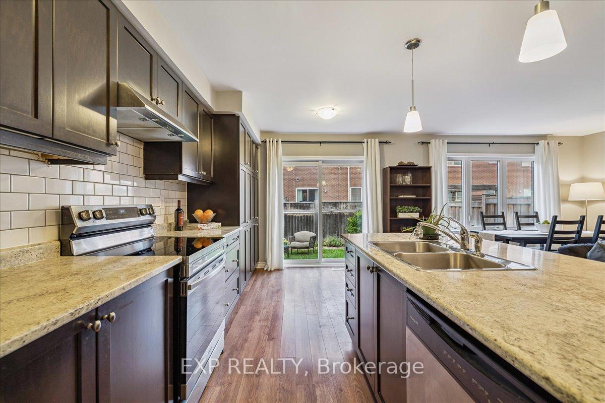 Photo 13 of 476 Yates Drive, Milton, Coates — HOMEH