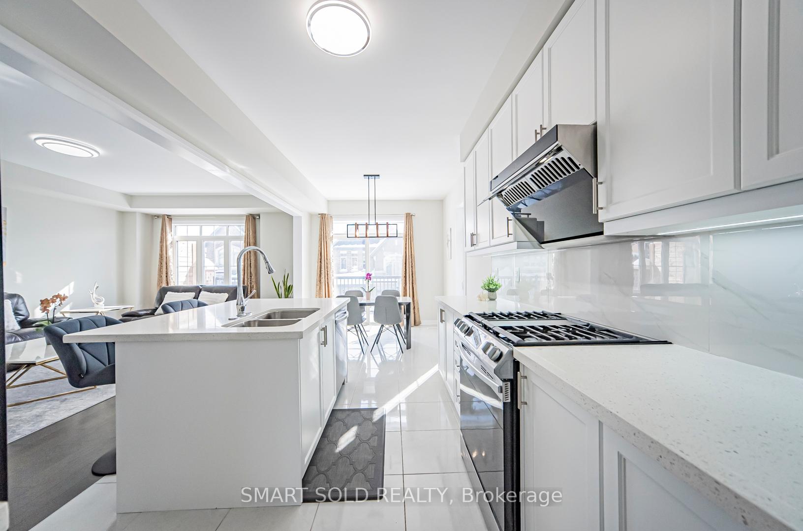 Photo 23 of 6875 14th Avenue, Markham, Box Grove — HOMEH