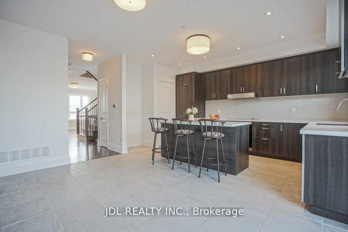 Photo 7 of Unit Room A, 4016 Highway 7 Street, Markham, Unionville — HOMEH