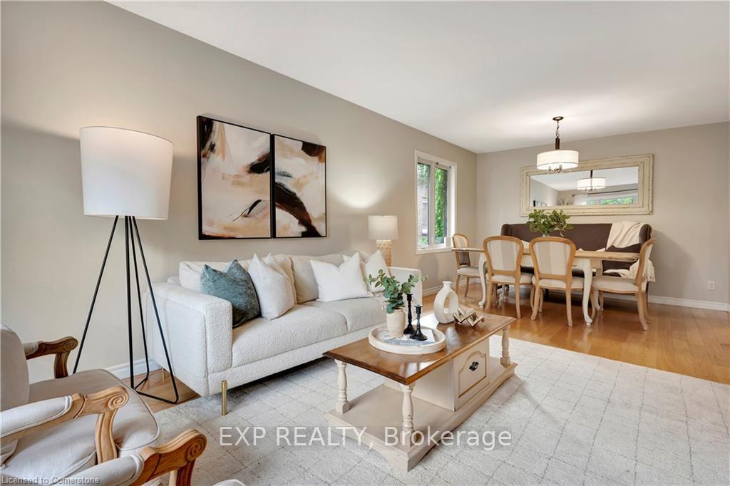 Photo 3 of 173 Deer Ridge Drive, Kitchener — HOMEH