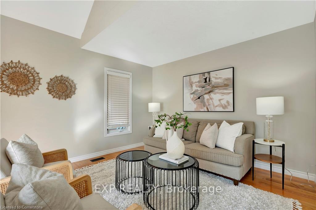 Photo 14 of 173 Deer Ridge Drive, Kitchener — HOMEH