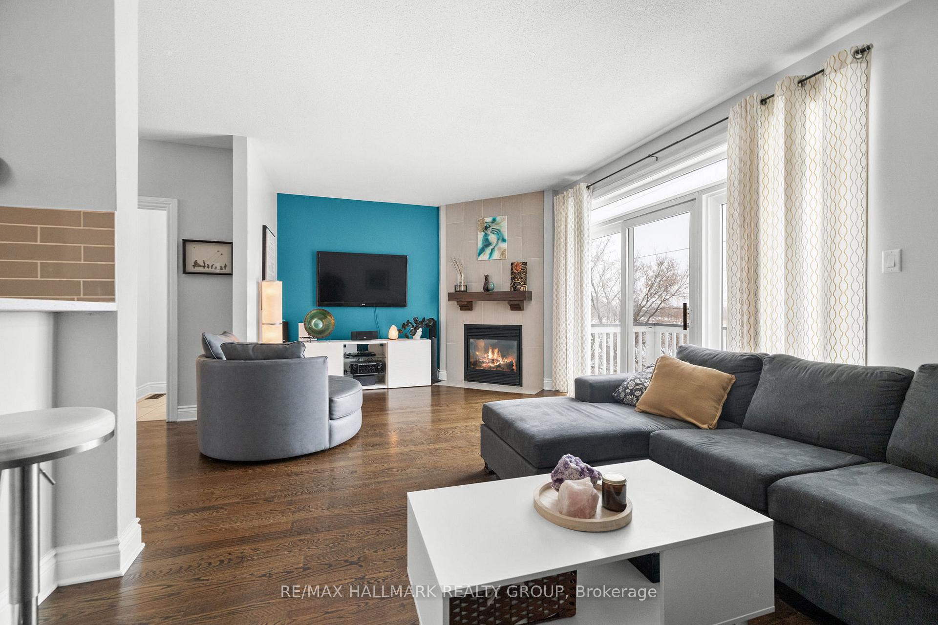 Photo 17 of 76 Castle Glen Crescent, Ottawa, Kanata - Glencairn/Hazeldean — HOMEH