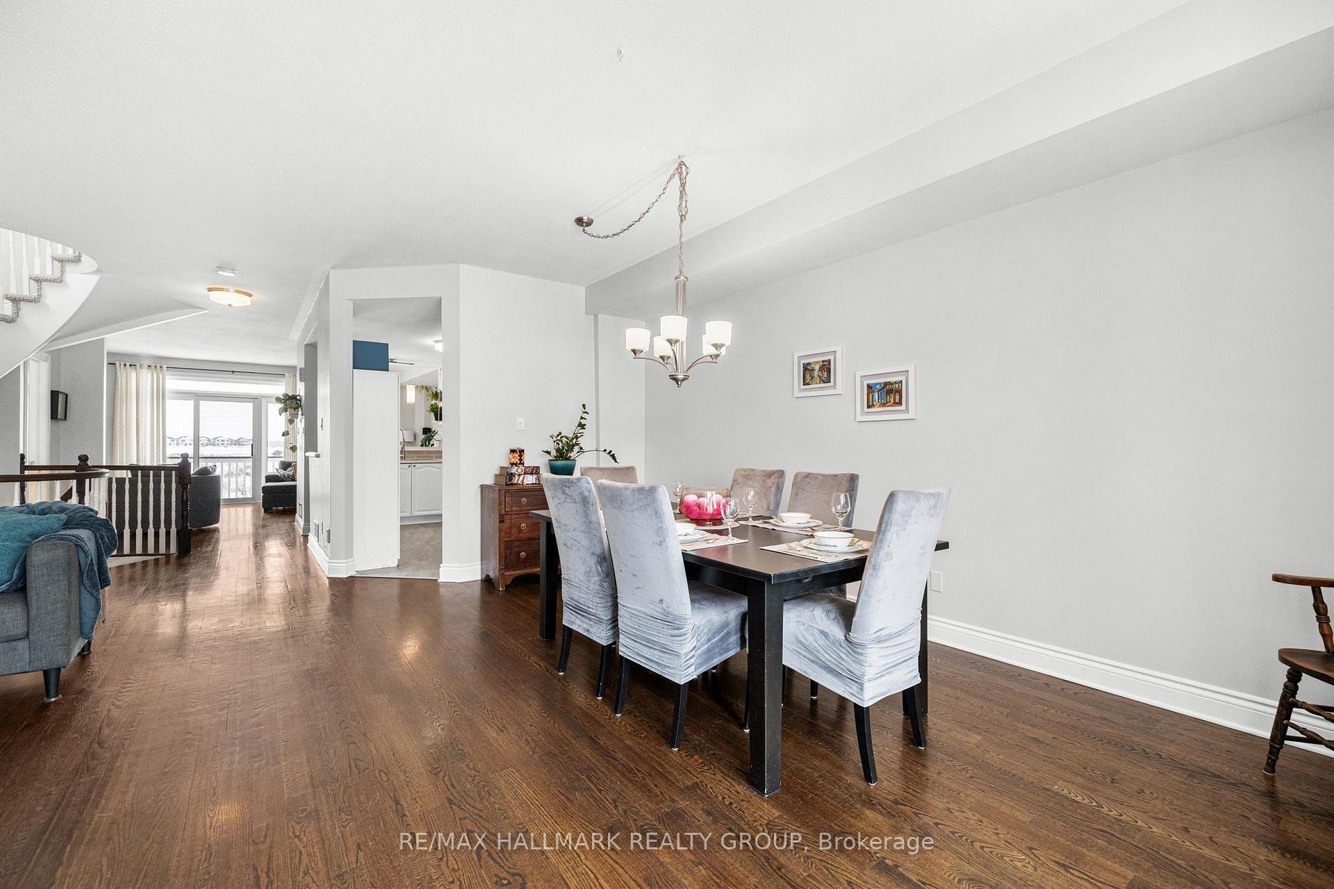 Photo 25 of 76 Castle Glen Crescent, Ottawa, Kanata - Glencairn/Hazeldean — HOMEH