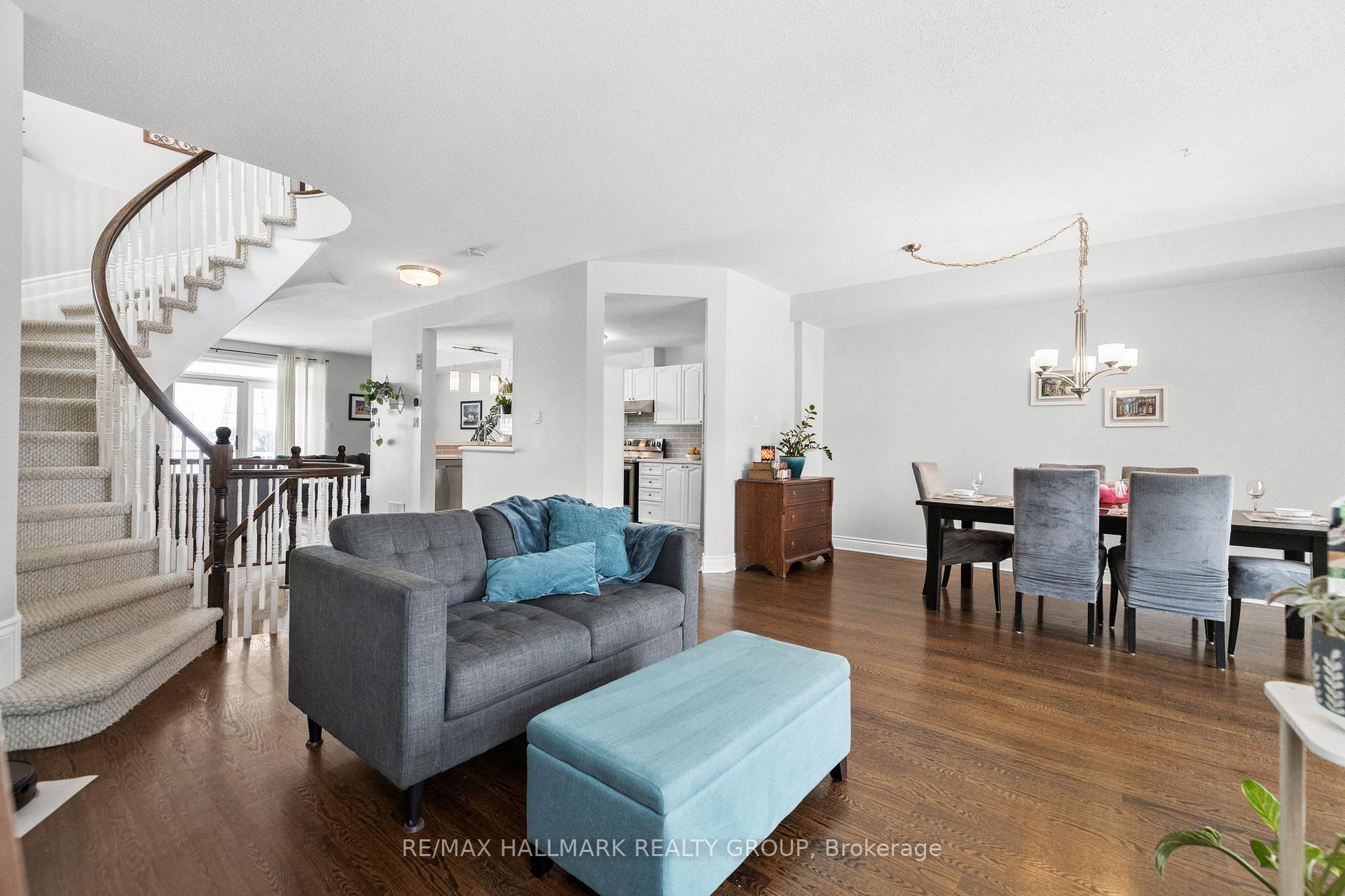 Photo 27 of 76 Castle Glen Crescent, Ottawa, Kanata - Glencairn/Hazeldean — HOMEH
