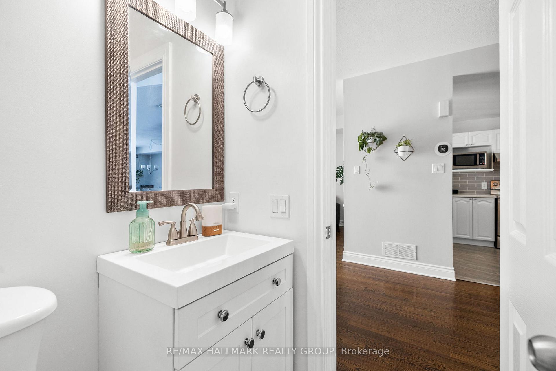 Photo 29 of 76 Castle Glen Crescent, Ottawa, Kanata - Glencairn/Hazeldean — HOMEH
