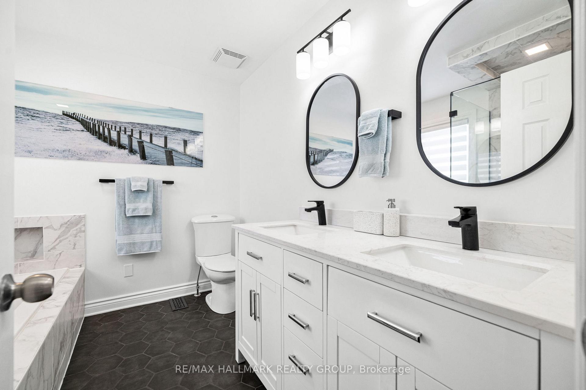 Photo 33 of 76 Castle Glen Crescent, Ottawa, Kanata - Glencairn/Hazeldean — HOMEH