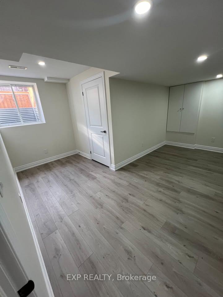 Photo 5 of Unit Lower, 816 Sumac Crescent, Milton, Cobban — HOMEH