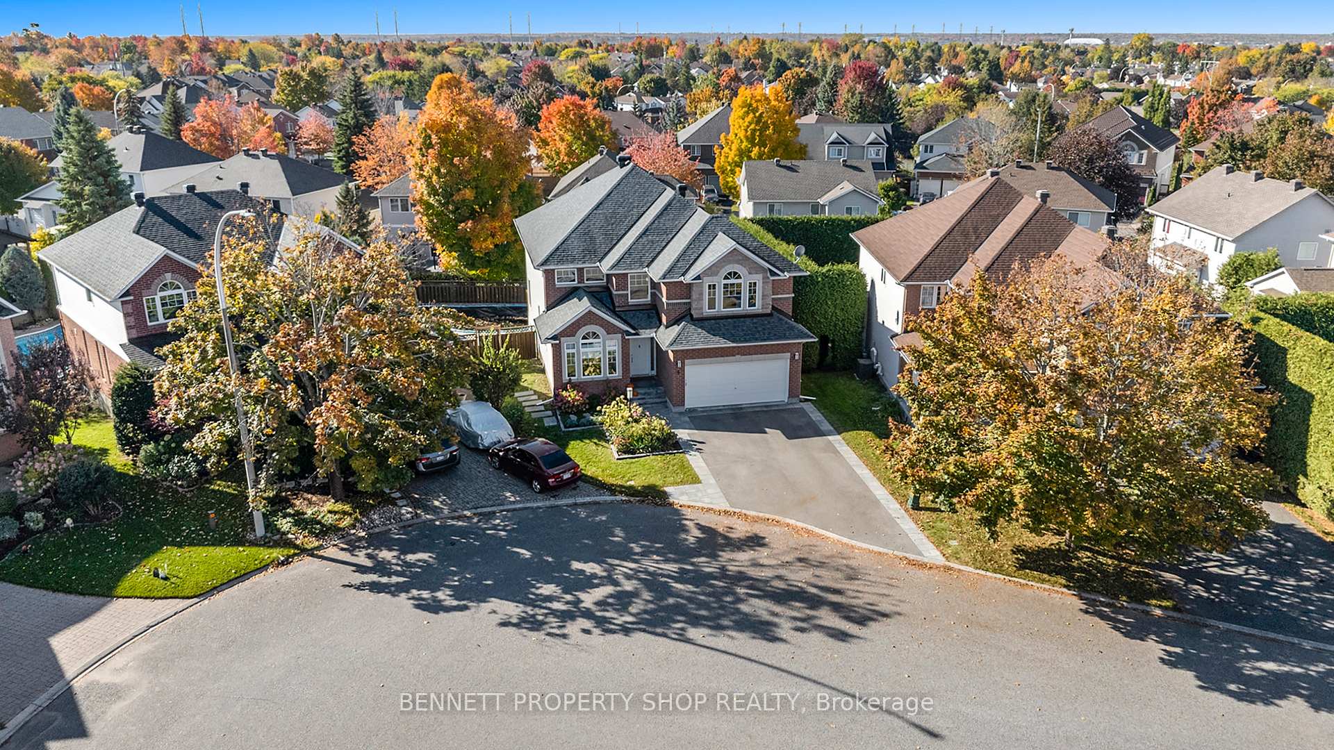 Photo 3 of 4 Wheatley Court, Ottawa, Kanata - Bridlewood — HOMEH