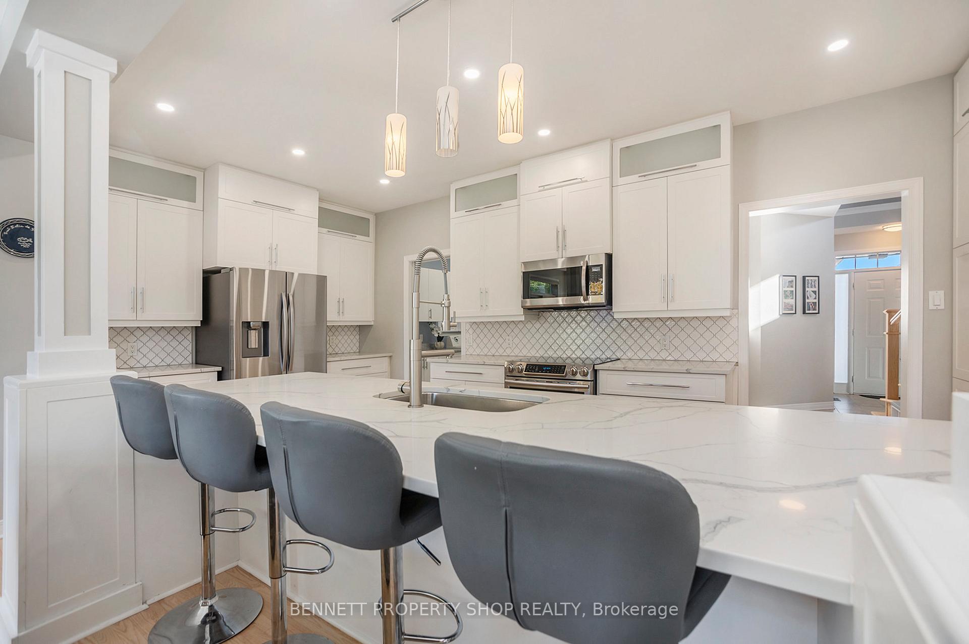 Photo 11 of 4 Wheatley Court, Ottawa, Kanata - Bridlewood — HOMEH