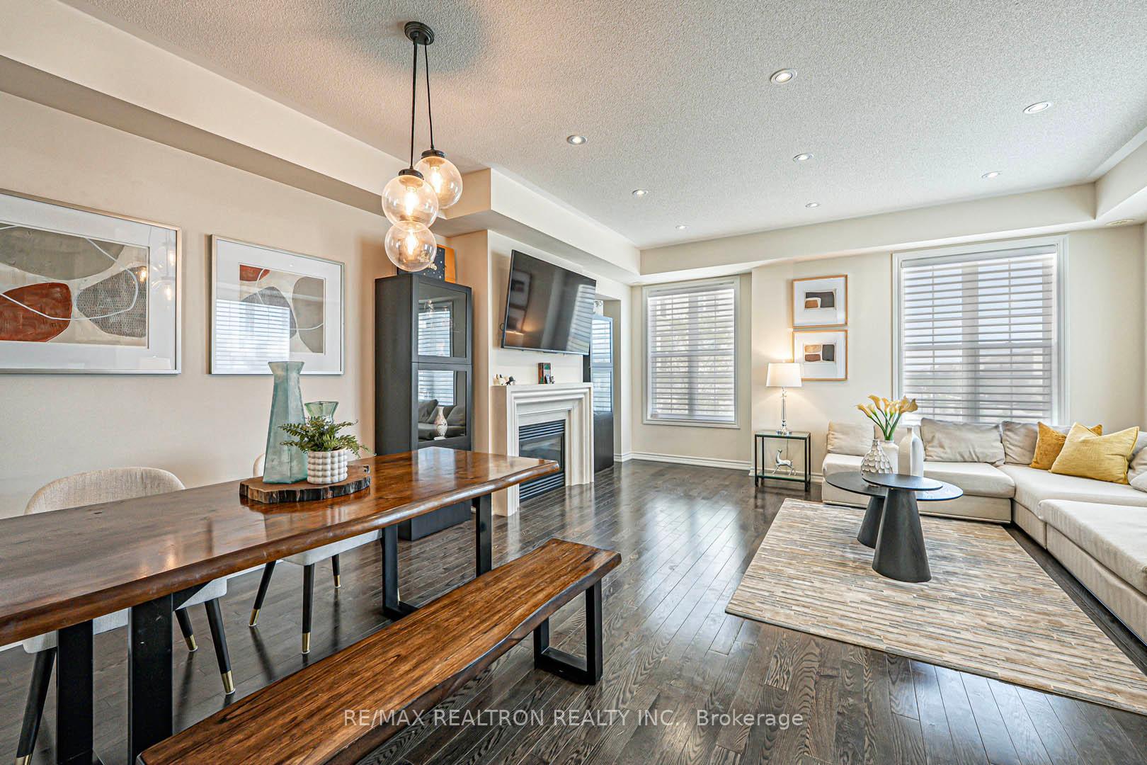 Photo 4 of 1 Ruskov Lane, Markham, Cathedraltown — HOMEH