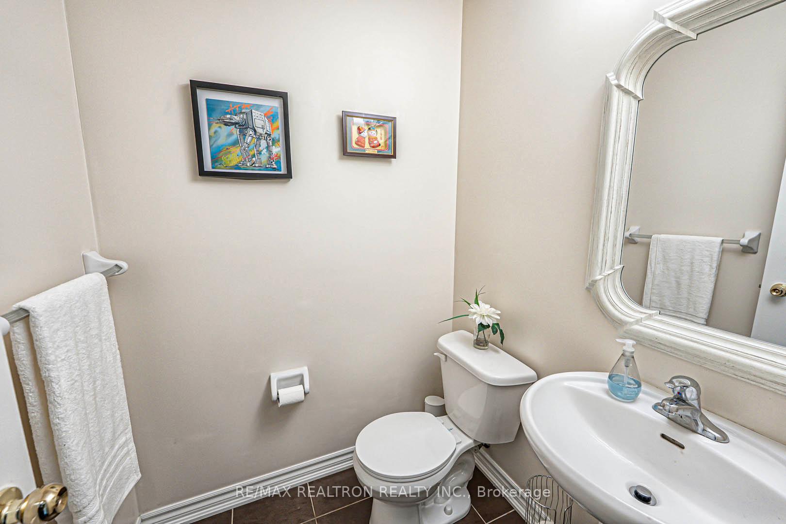 Photo 15 of 1 Ruskov Lane, Markham, Cathedraltown — HOMEH