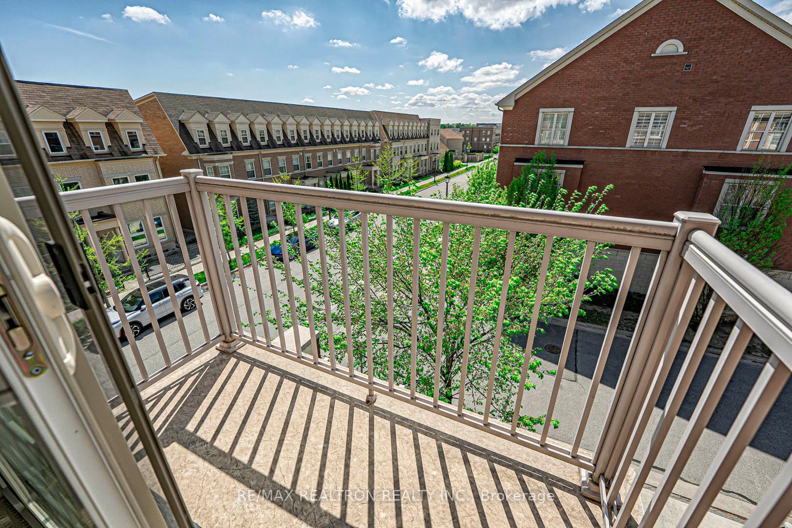 Photo 20 of 1 Ruskov Lane, Markham, Cathedraltown — HOMEH