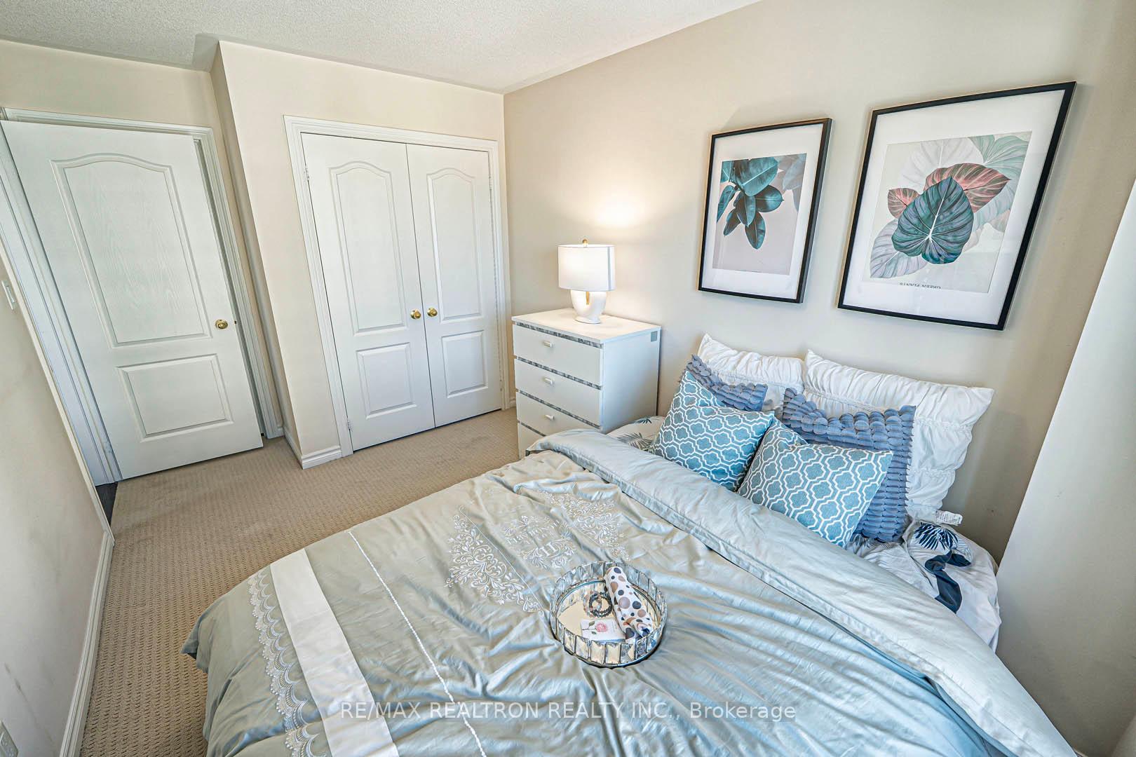 Photo 25 of 1 Ruskov Lane, Markham, Cathedraltown — HOMEH