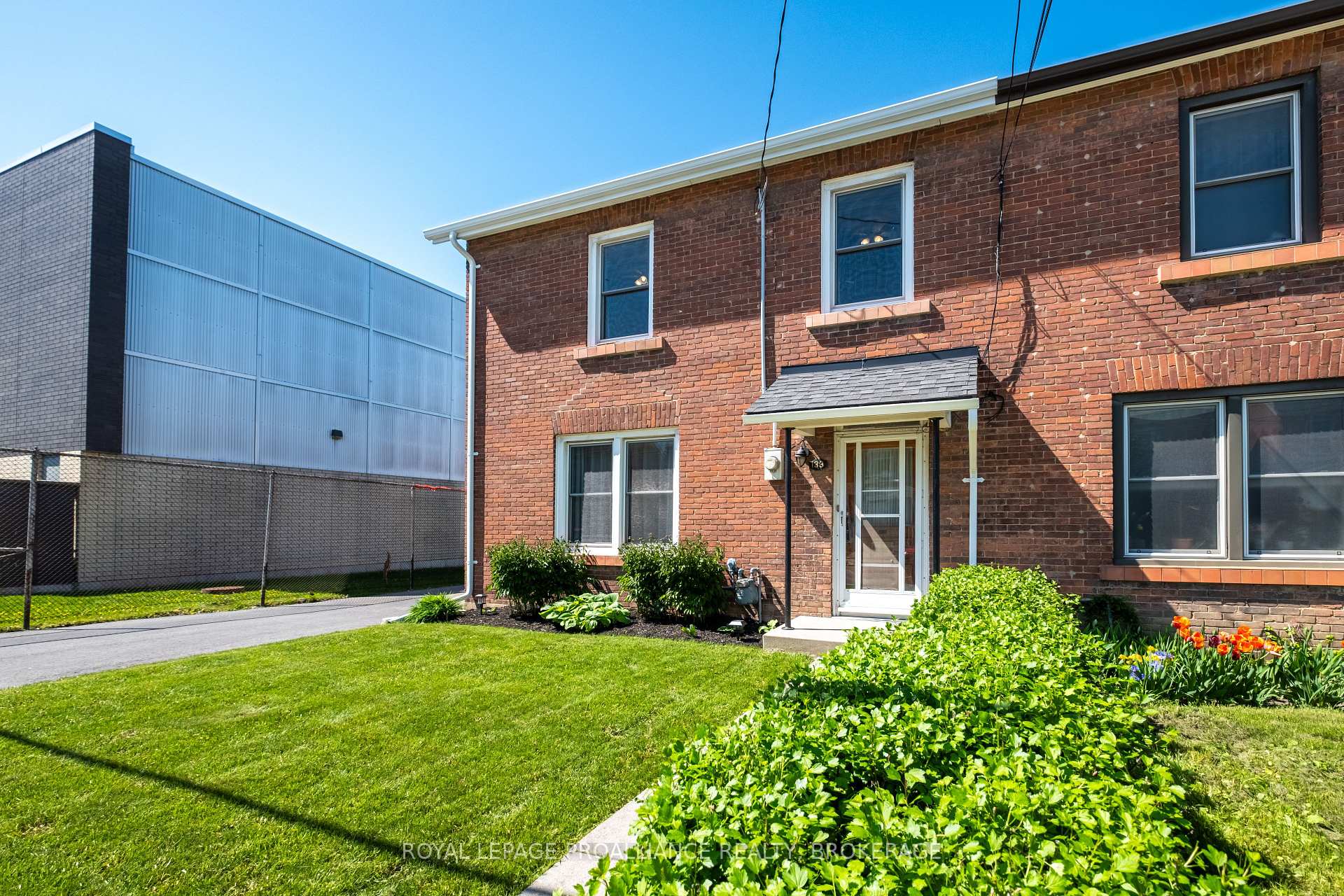 Photo 2 of 139 Stephen Street, Kingston, East of Sir John A. Blvd — HOMEH