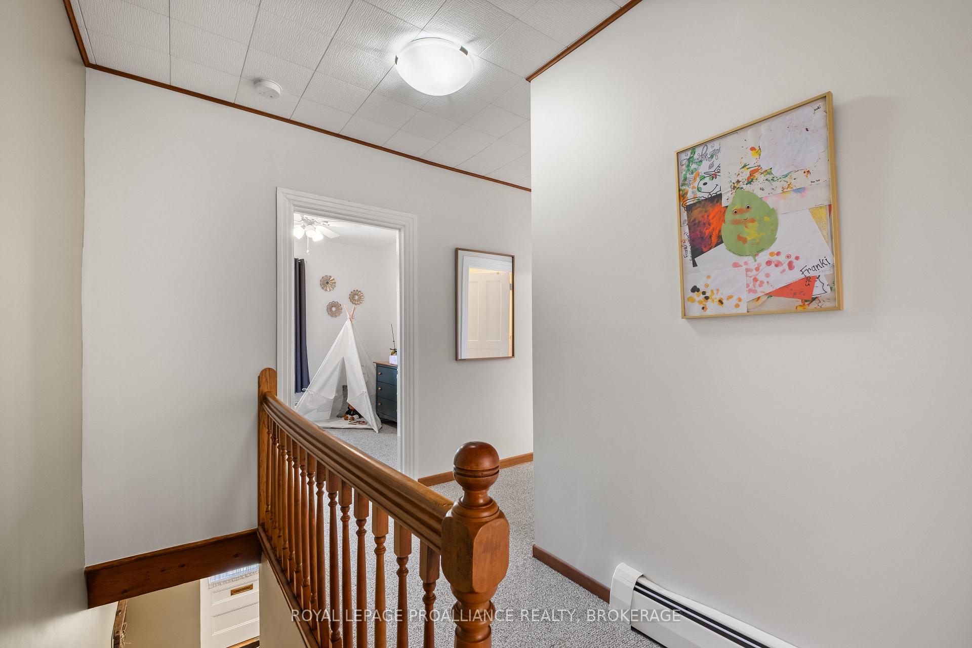 Photo 25 of 139 Stephen Street, Kingston, East of Sir John A. Blvd — HOMEH