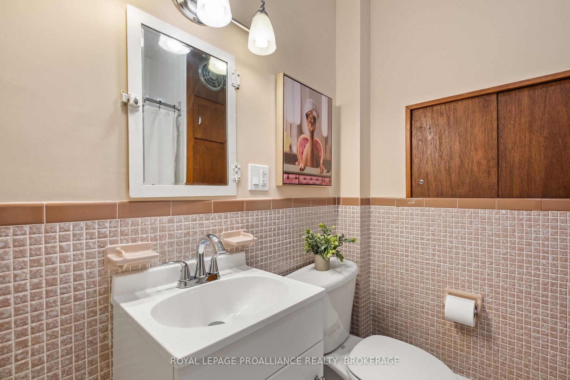 Photo 36 of 139 Stephen Street, Kingston, East of Sir John A. Blvd — HOMEH