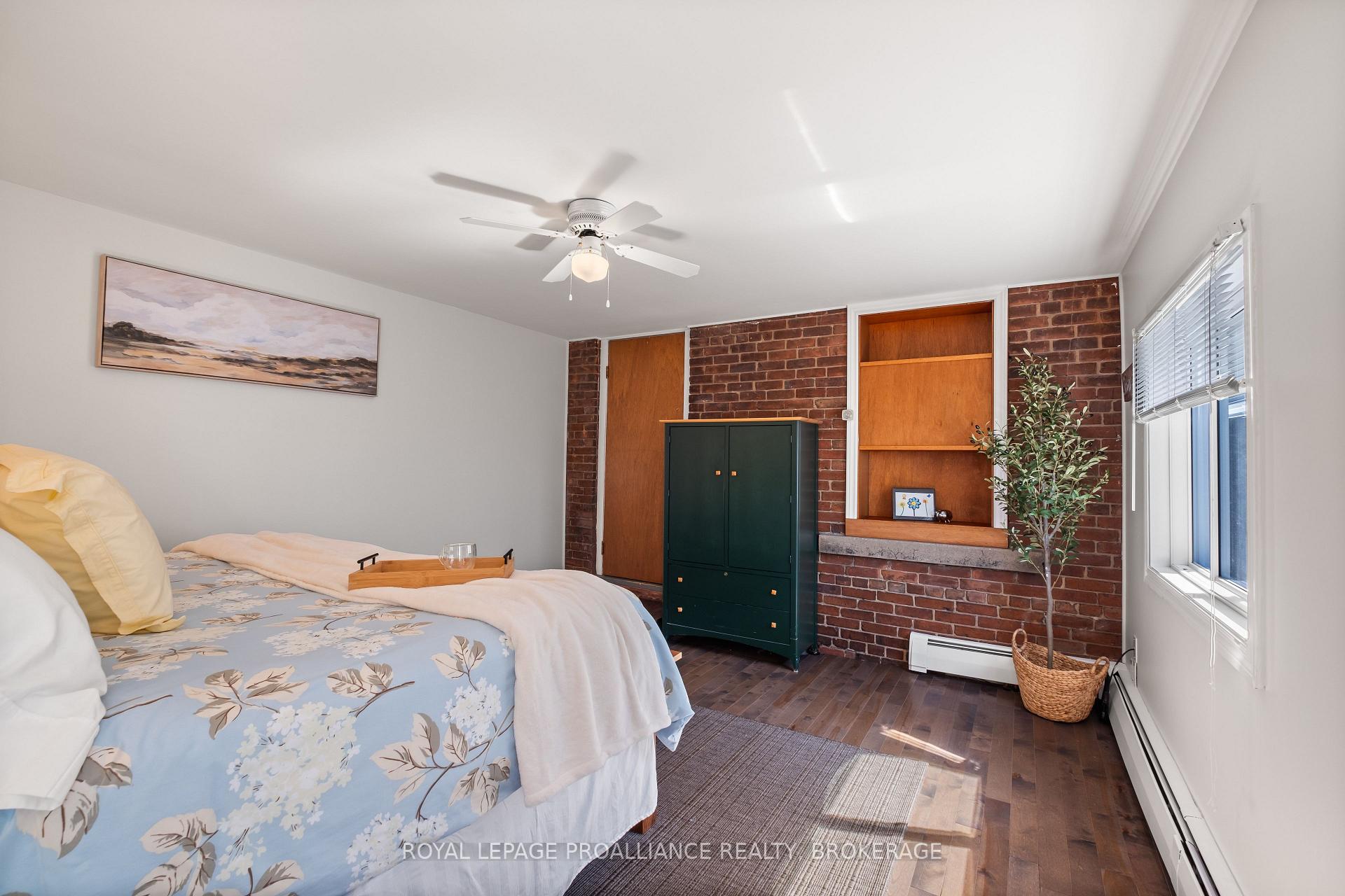 Photo 40 of 139 Stephen Street, Kingston, East of Sir John A. Blvd — HOMEH