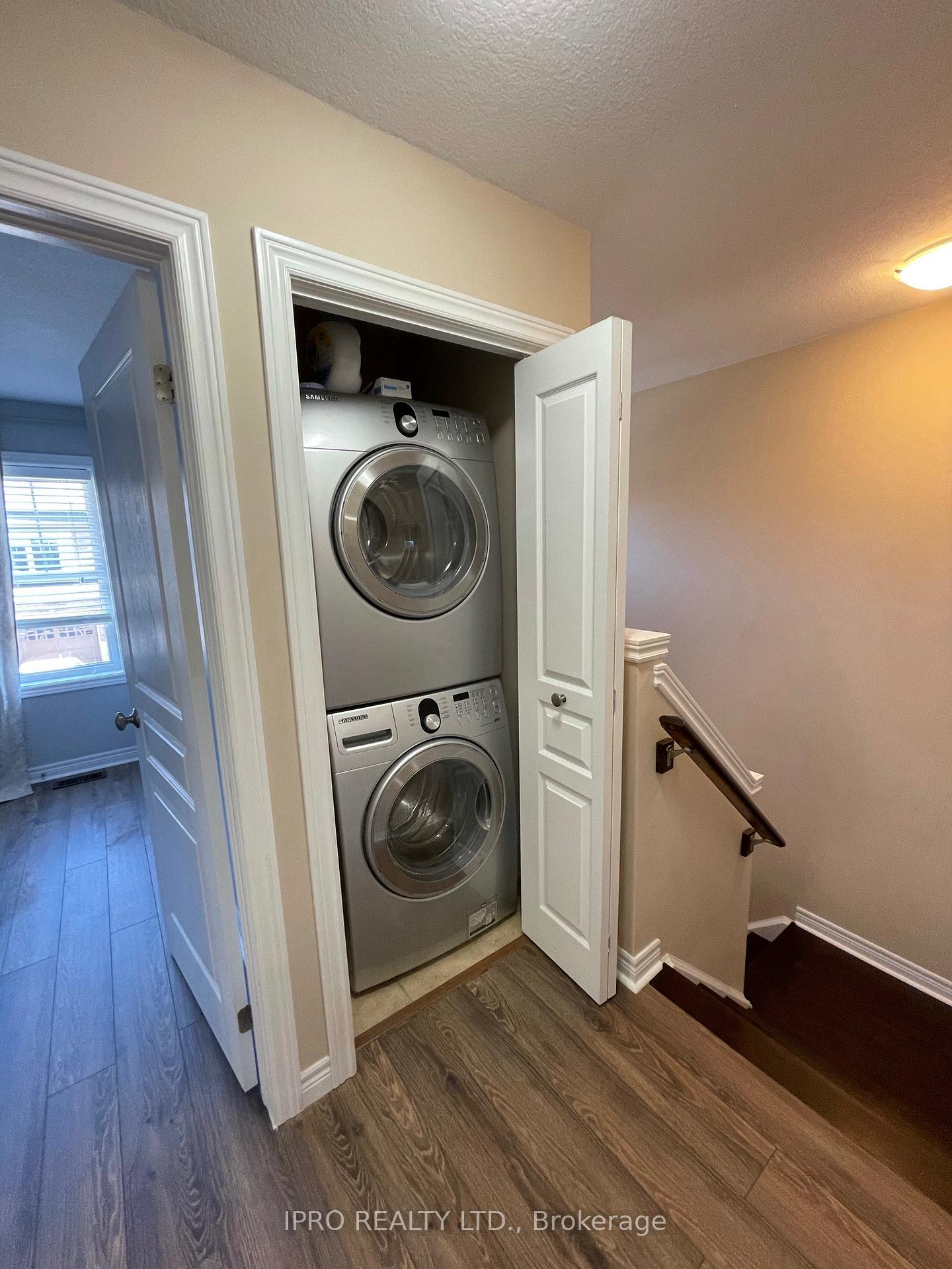 Photo 15 of Unit 2, 10 Pumpkin Pass, Hamilton, Binbrook — HOMEH