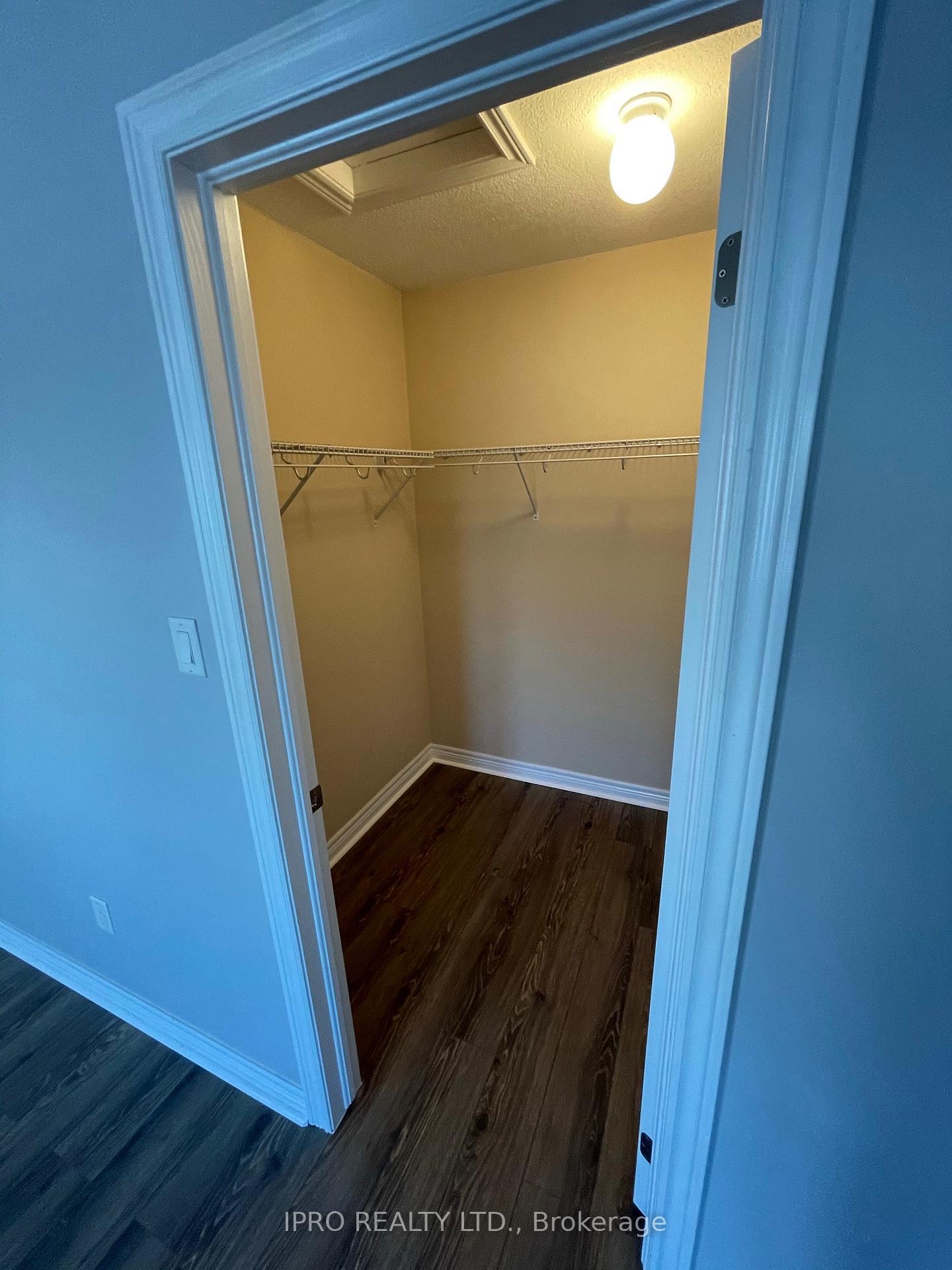 Photo 19 of Unit 2, 10 Pumpkin Pass, Hamilton, Binbrook — HOMEH
