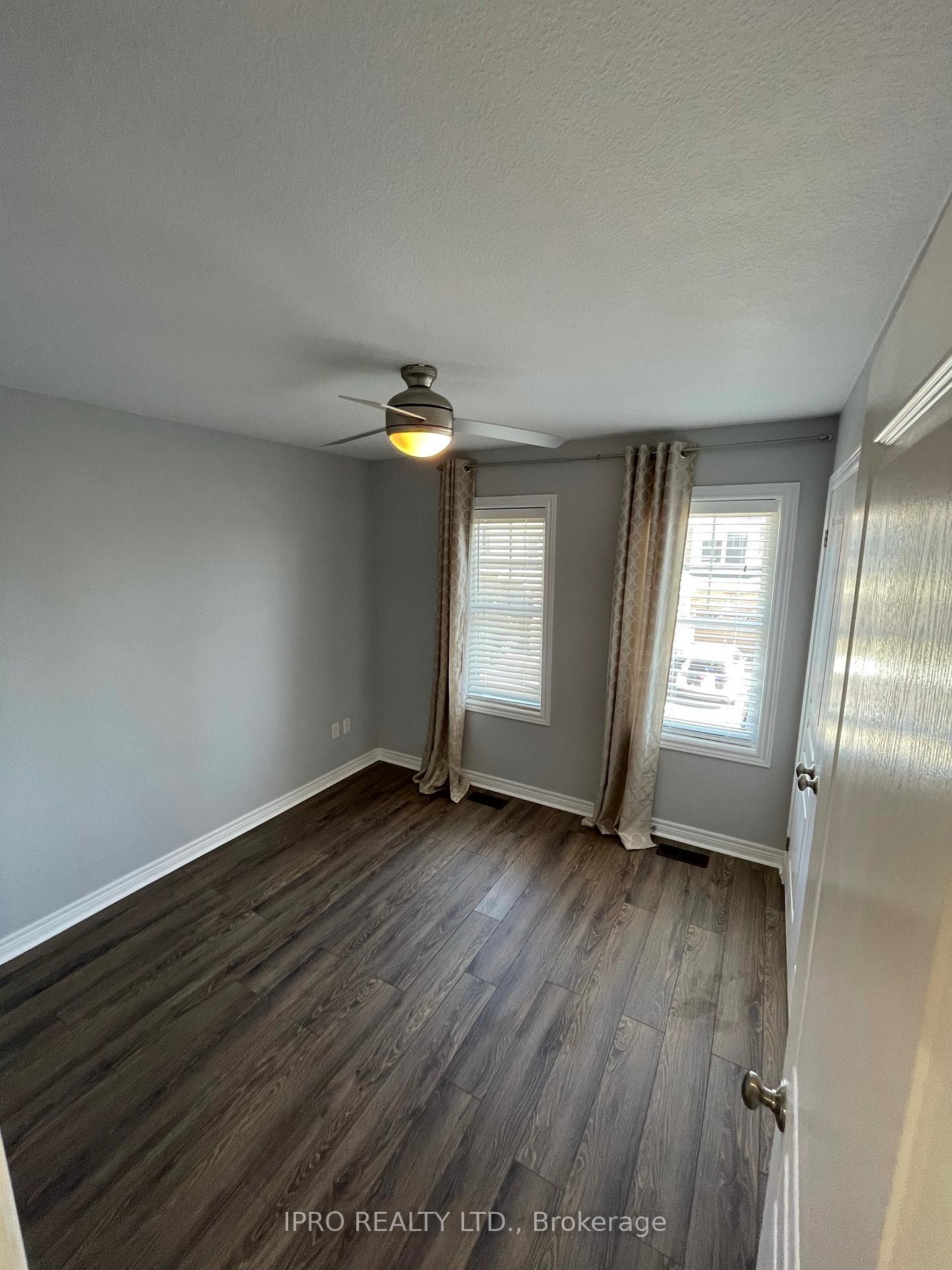 Photo 25 of Unit 2, 10 Pumpkin Pass, Hamilton, Binbrook — HOMEH