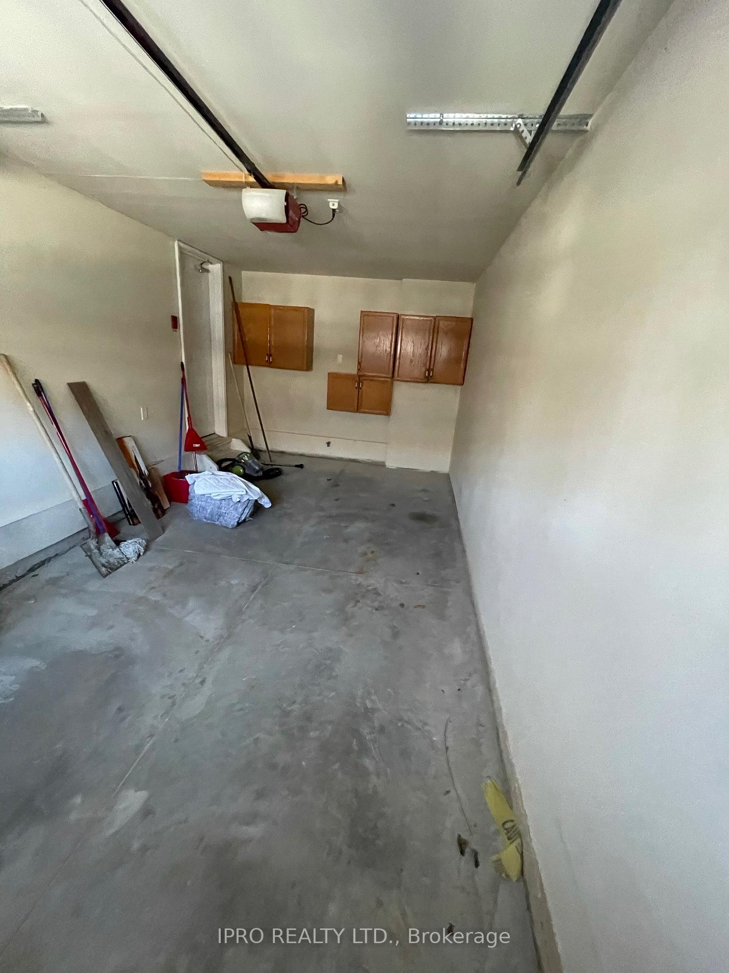 Photo 30 of Unit 2, 10 Pumpkin Pass, Hamilton, Binbrook — HOMEH