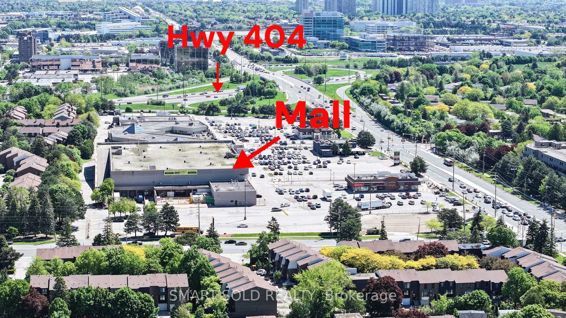 Photo 6 of 17 Woolsthorpe Crescent, Markham, German Mills — HOMEH