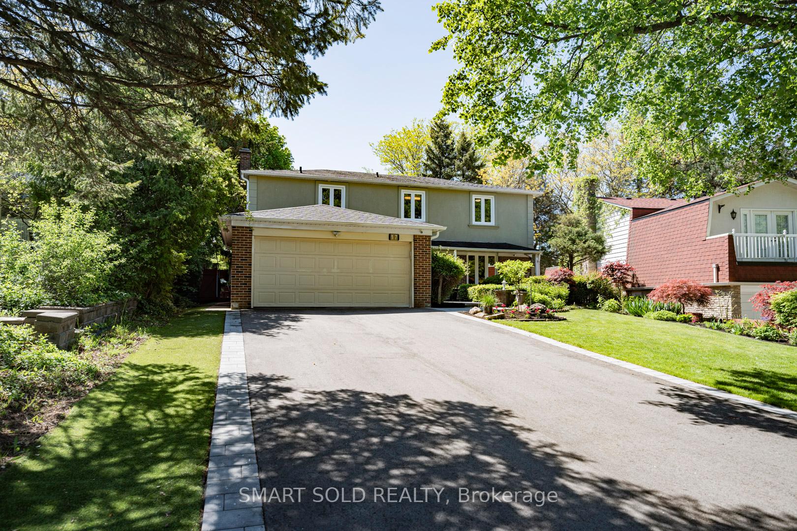 Photo 9 of 17 Woolsthorpe Crescent, Markham, German Mills — HOMEH