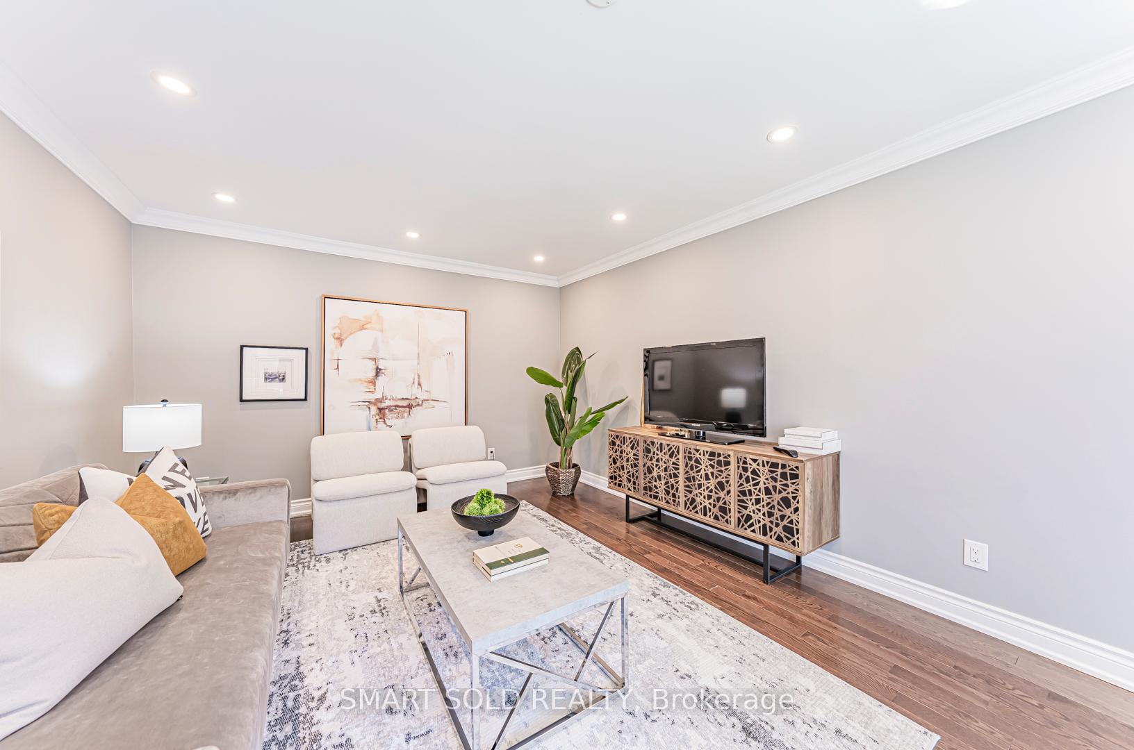 Photo 25 of 17 Woolsthorpe Crescent, Markham, German Mills — HOMEH
