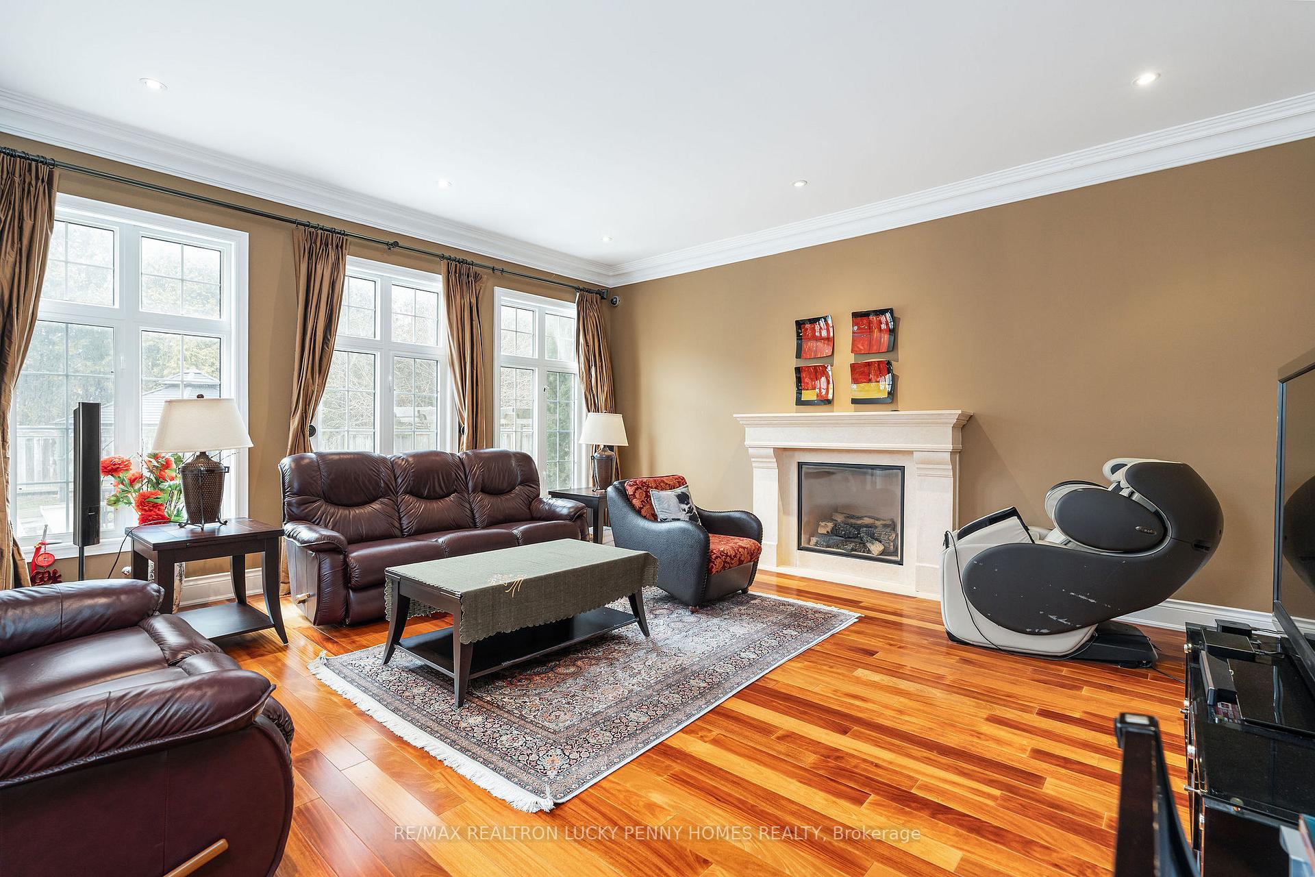 Photo 15 of 26 Heritage Woods Manor, Markham, Devil's Elbow — HOMEH