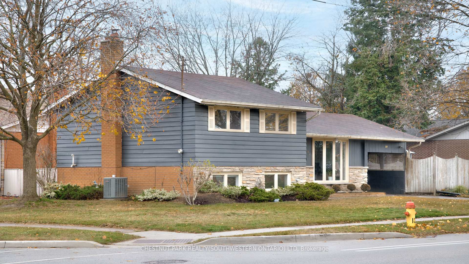 Photo 2 of 482 Franklin Street N, Kitchener — HOMEH