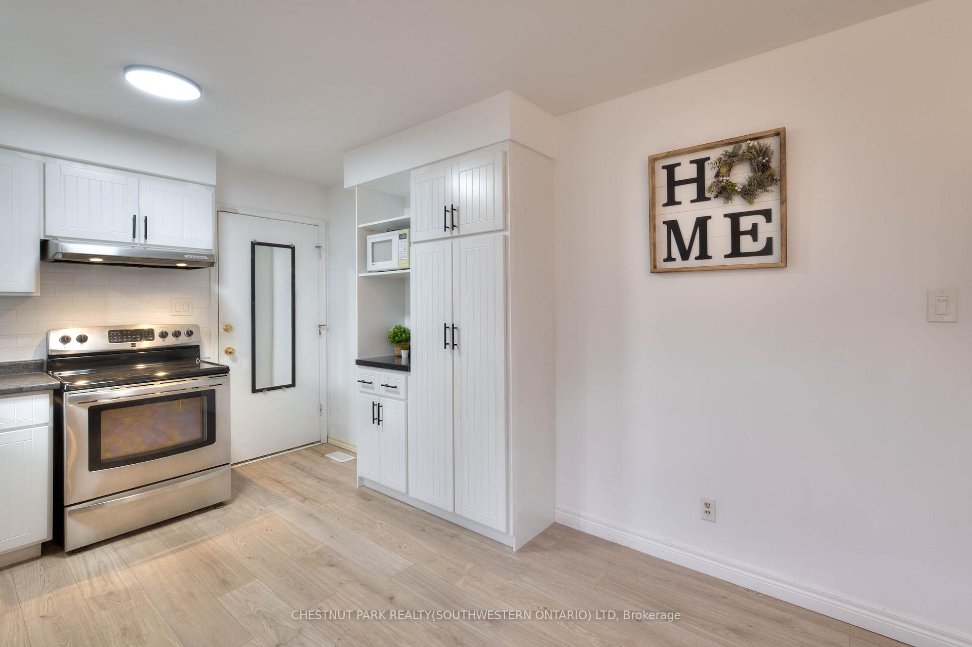 Photo 14 of 482 Franklin Street N, Kitchener — HOMEH