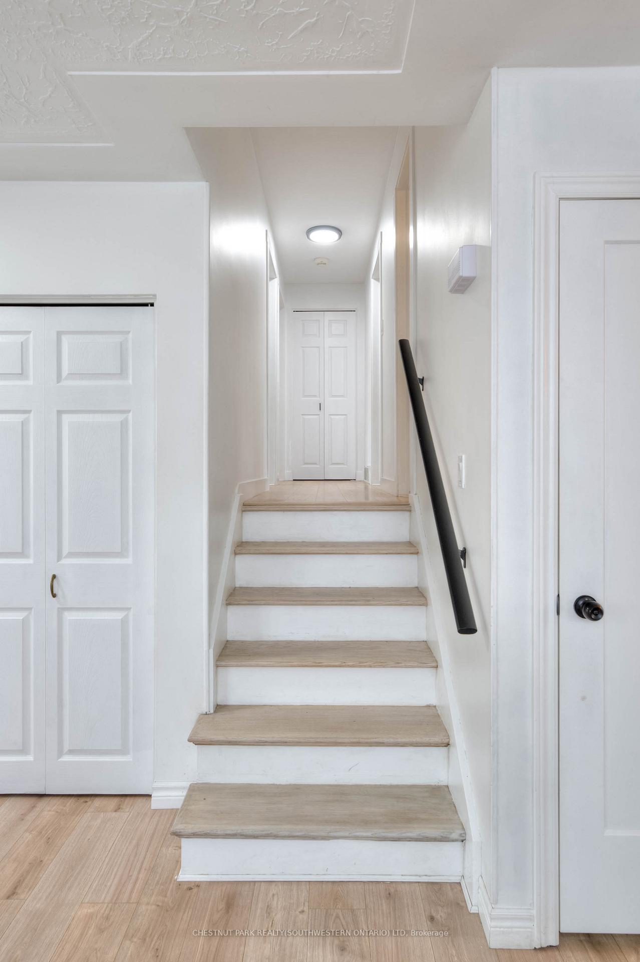 Photo 16 of 482 Franklin Street N, Kitchener — HOMEH