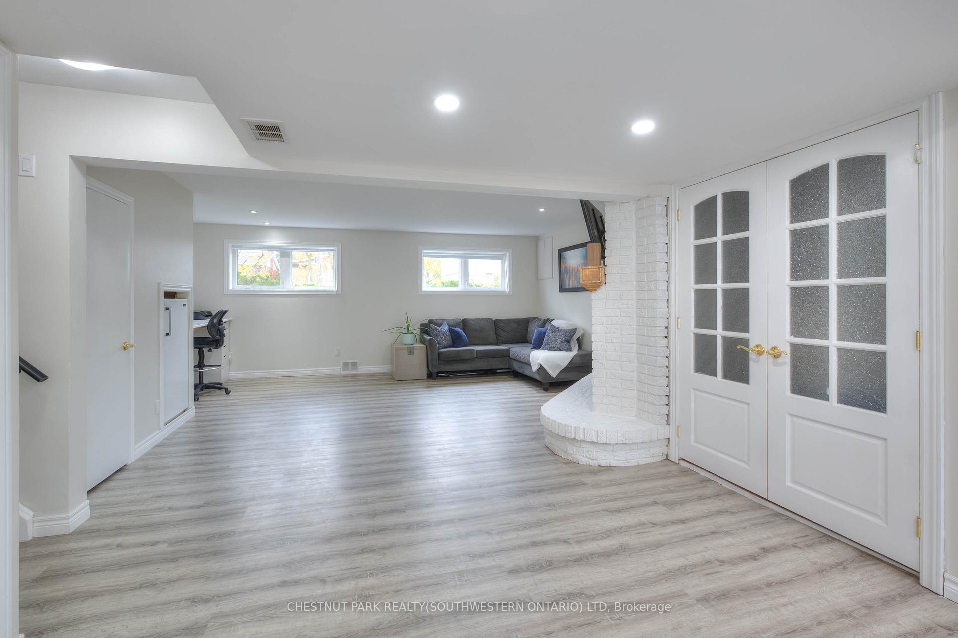 Photo 26 of 482 Franklin Street N, Kitchener — HOMEH