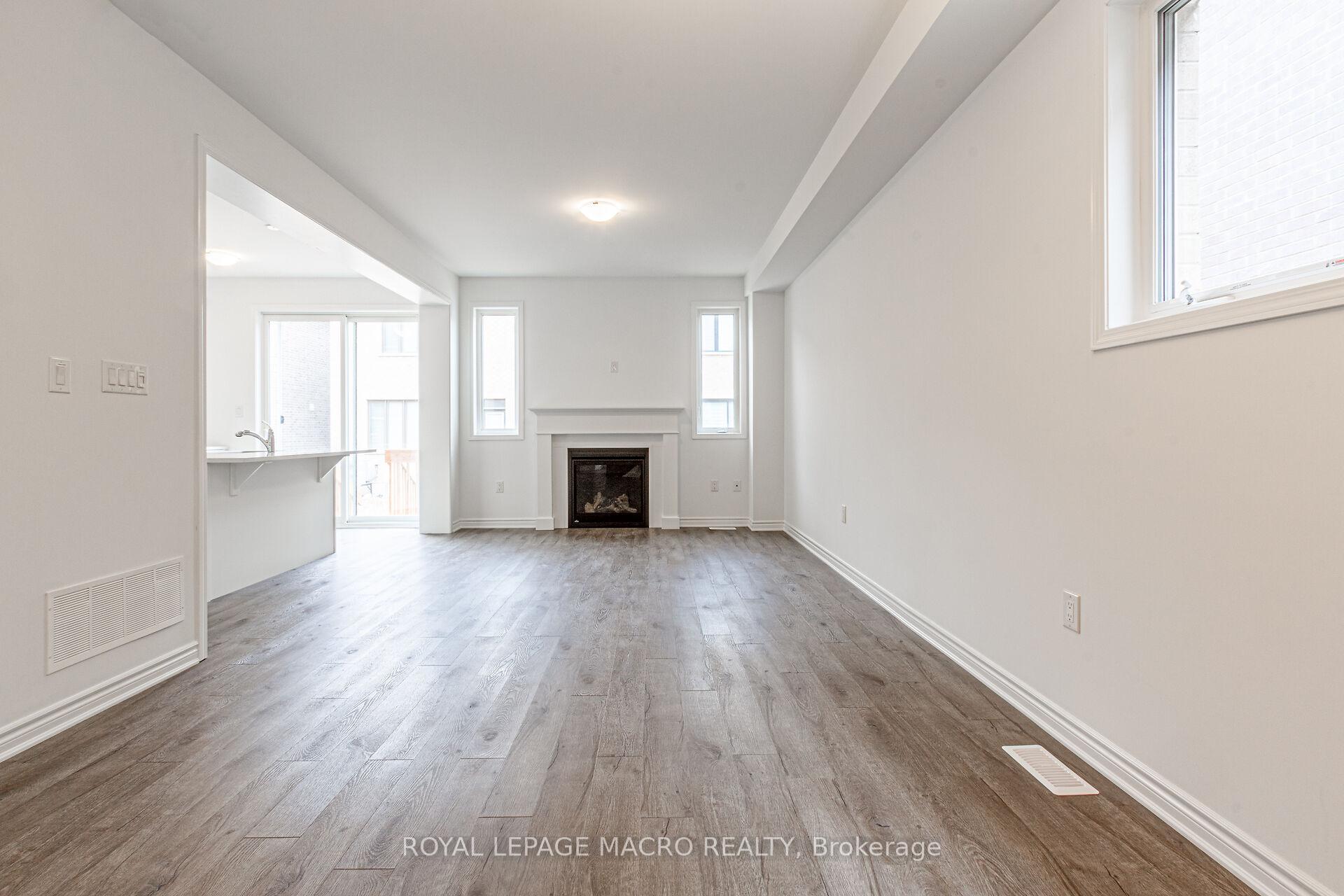 Photo 9 of 1832 Thames Circle, Milton, Bowes — HOMEH
