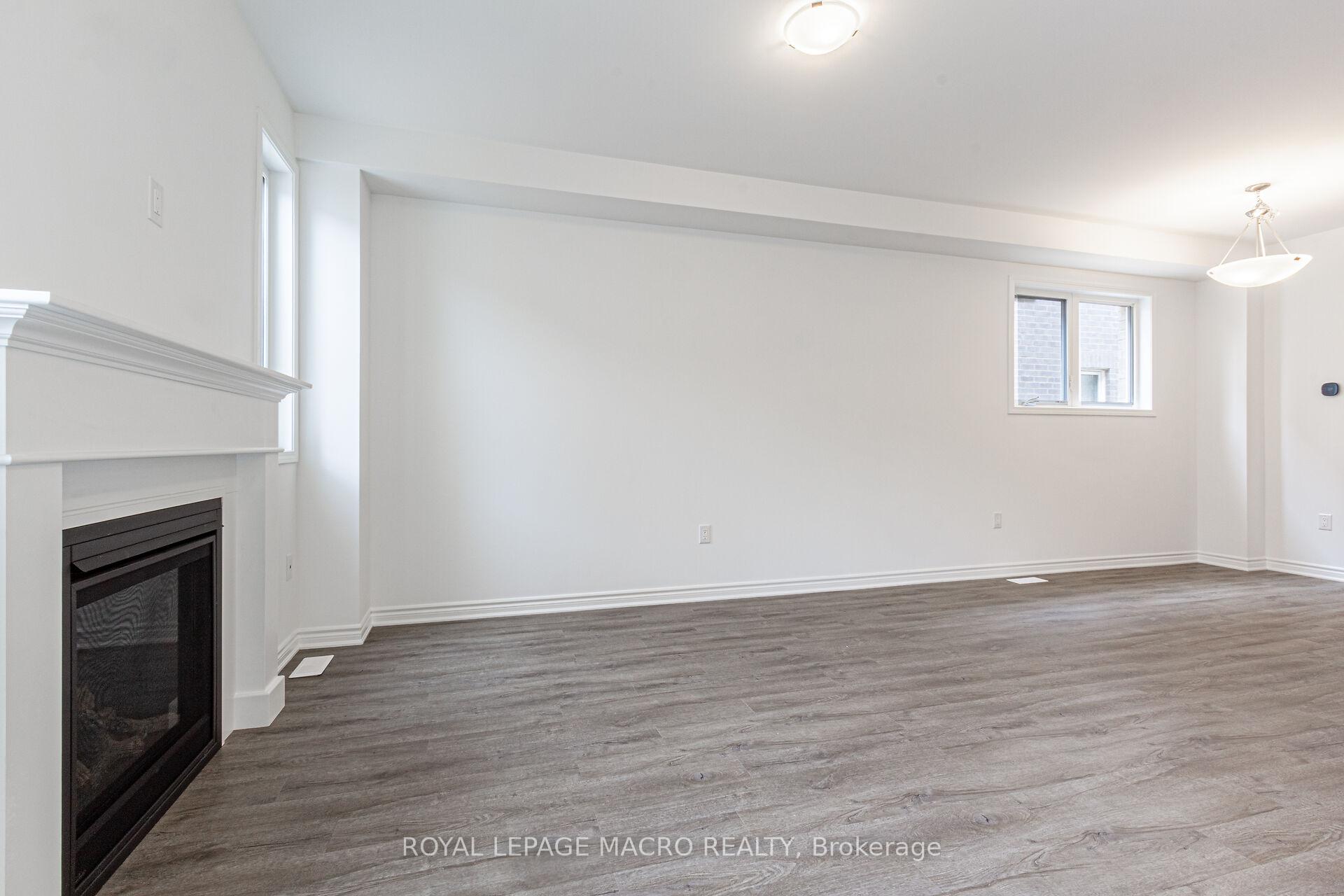 Photo 10 of 1832 Thames Circle, Milton, Bowes — HOMEH