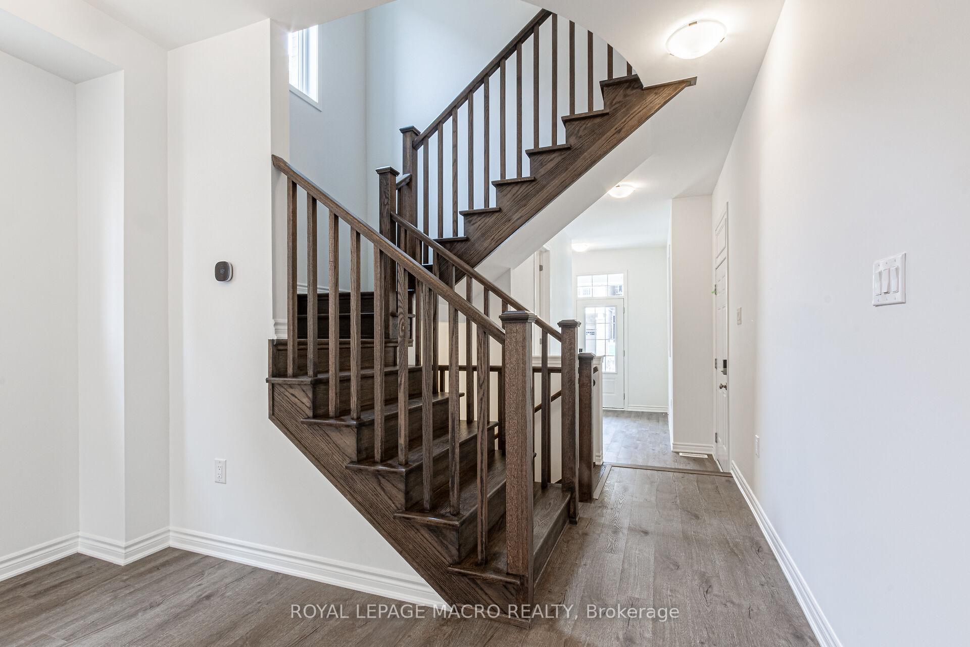 Photo 20 of 1832 Thames Circle, Milton, Bowes — HOMEH