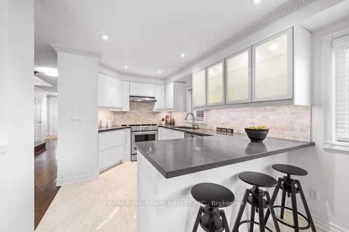 Photo 1 of 42 Glendennan Avenue, Markham, Cornell — HOMEH