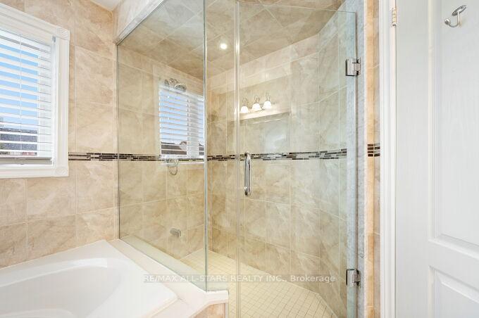 Photo 10 of 42 Glendennan Avenue, Markham, Cornell — HOMEH