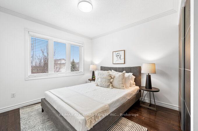 Photo 13 of 42 Glendennan Avenue, Markham, Cornell — HOMEH