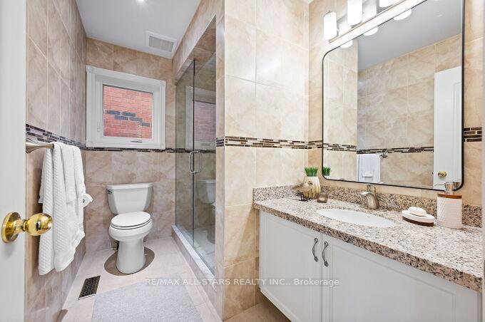 Photo 15 of 42 Glendennan Avenue, Markham, Cornell — HOMEH