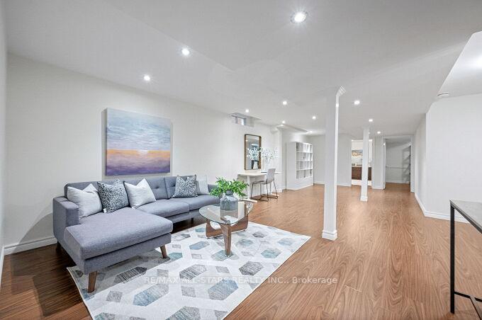 Photo 19 of 42 Glendennan Avenue, Markham, Cornell — HOMEH