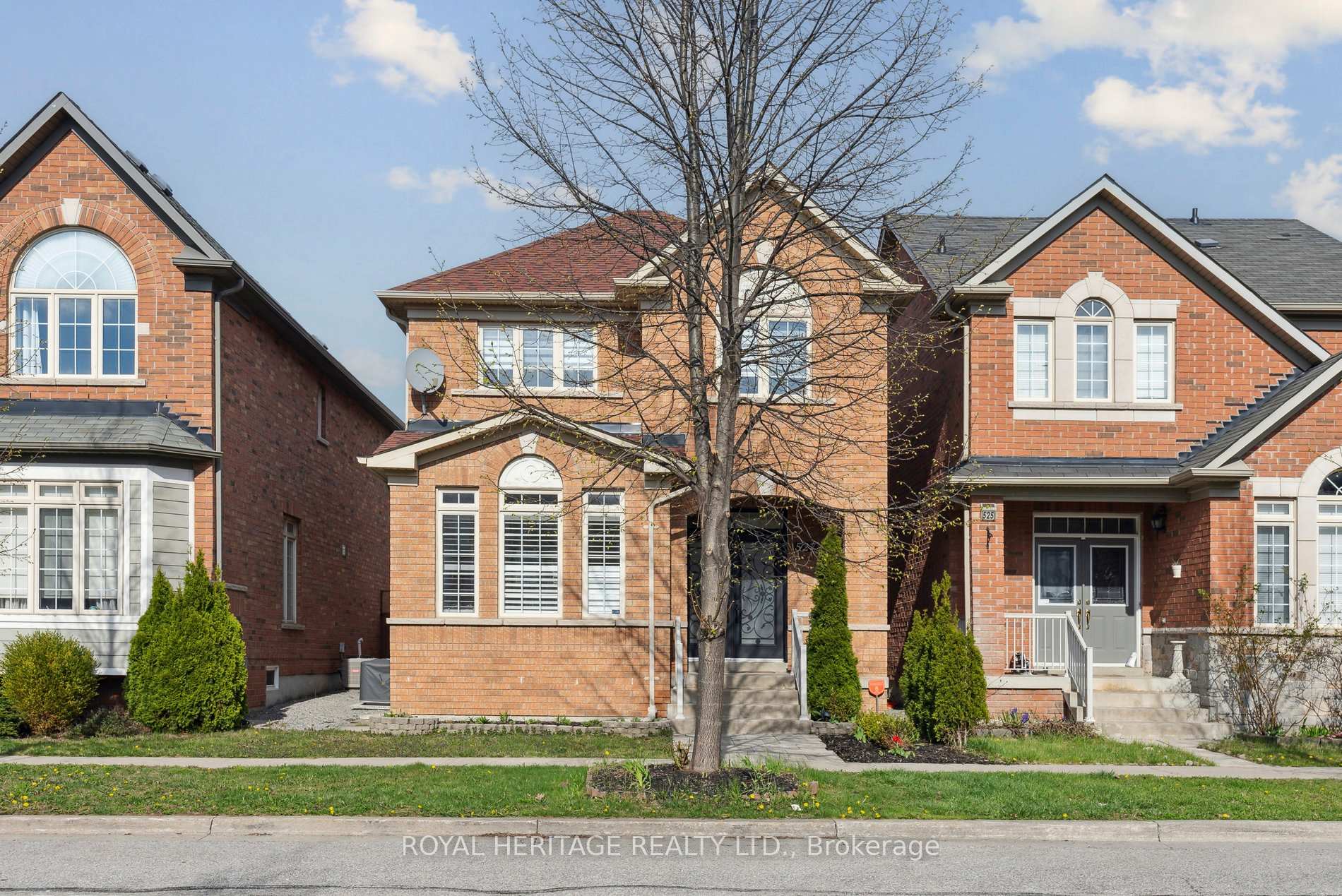 Photo 1 of 527 Country Glen Road, Markham, Cornell — HOMEH