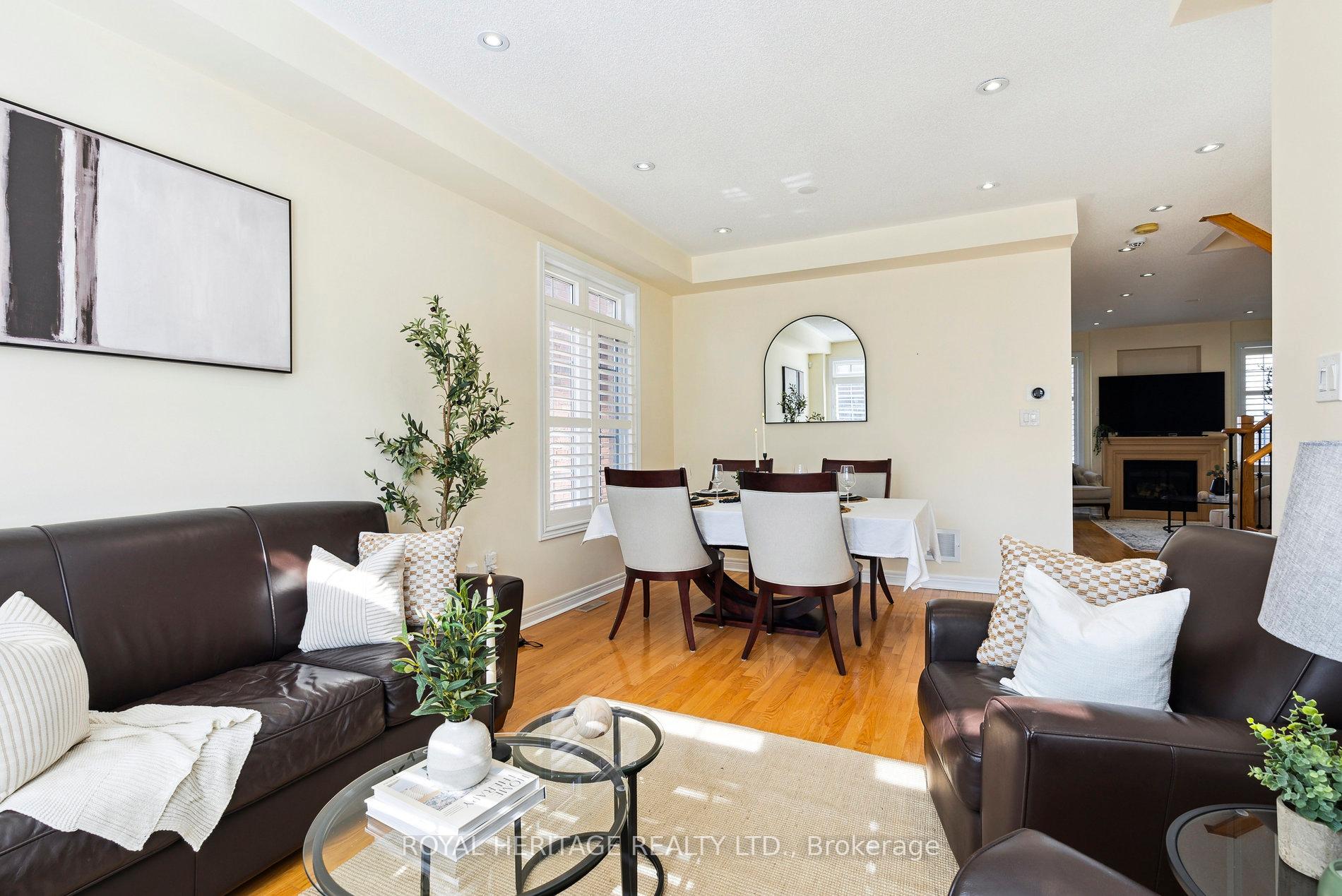 Photo 11 of 527 Country Glen Road, Markham, Cornell — HOMEH