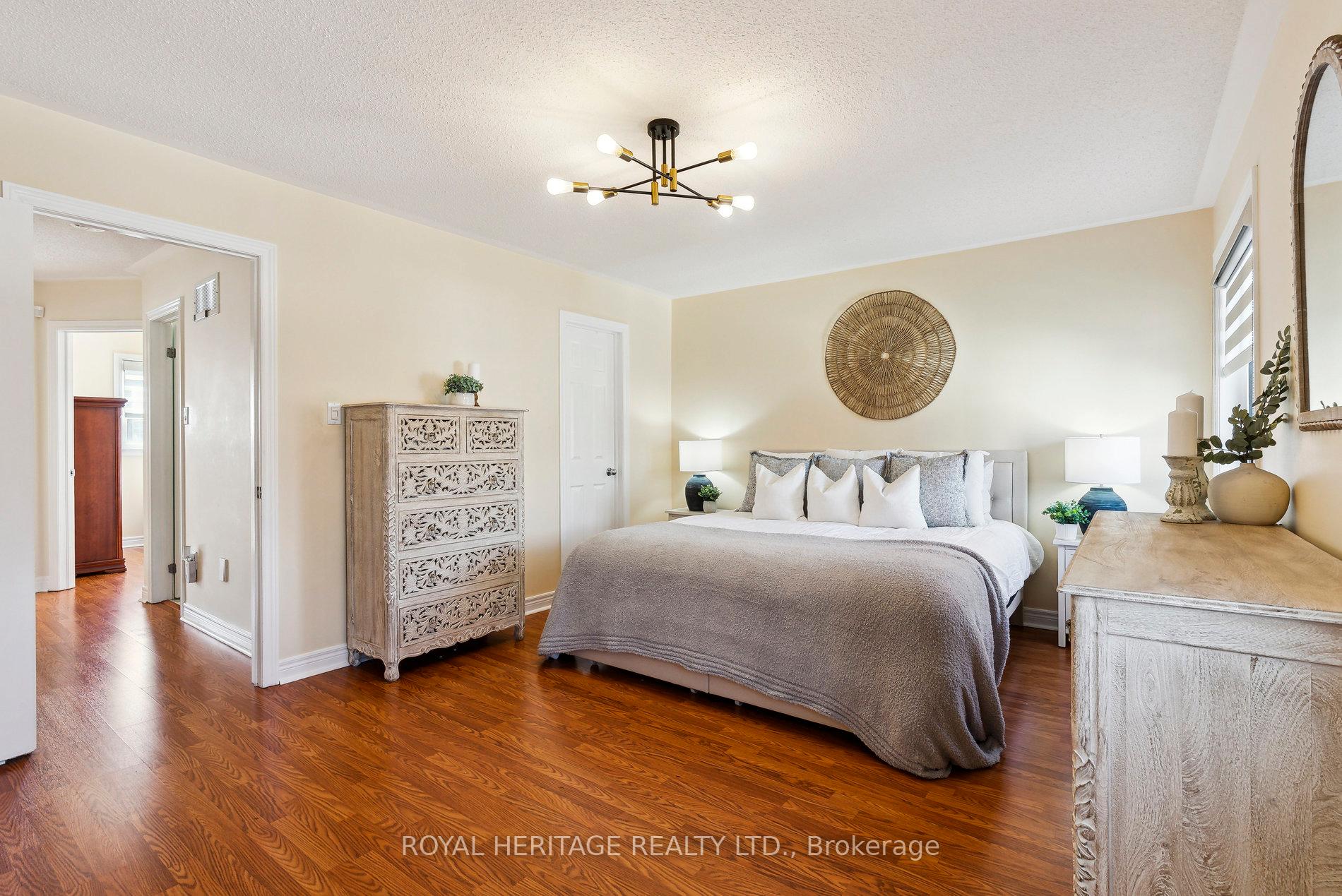 Photo 29 of 527 Country Glen Road, Markham, Cornell — HOMEH