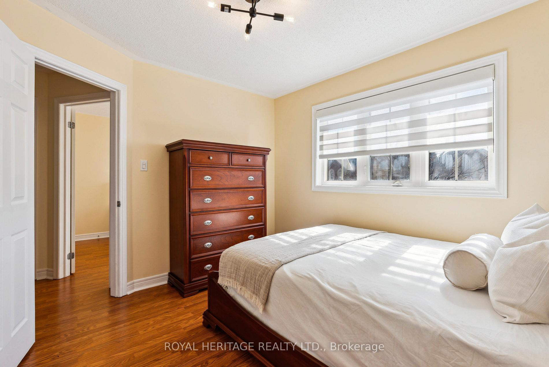 Photo 39 of 527 Country Glen Road, Markham, Cornell — HOMEH