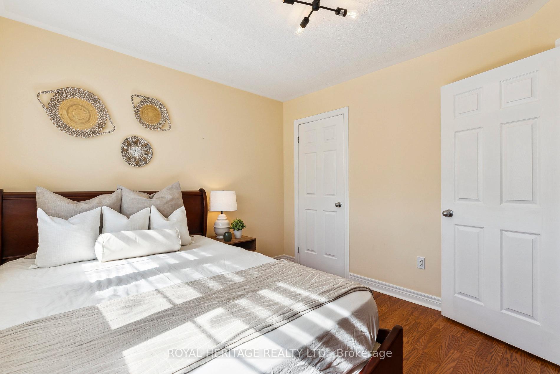 Photo 40 of 527 Country Glen Road, Markham, Cornell — HOMEH